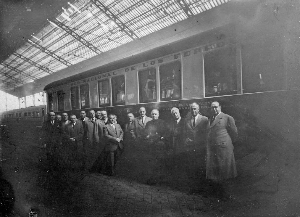 Inauguración del coche dispensario PPAS-314, dispensario ambulante nº 1 “Virgen de la Paloma”. Fot. Servicio Comercial RENFE, 1953. Sig. ADC-1852, AHF-MFM.